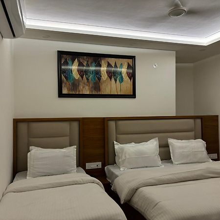 Hotel Gr Residency Amritsar Bagian luar foto