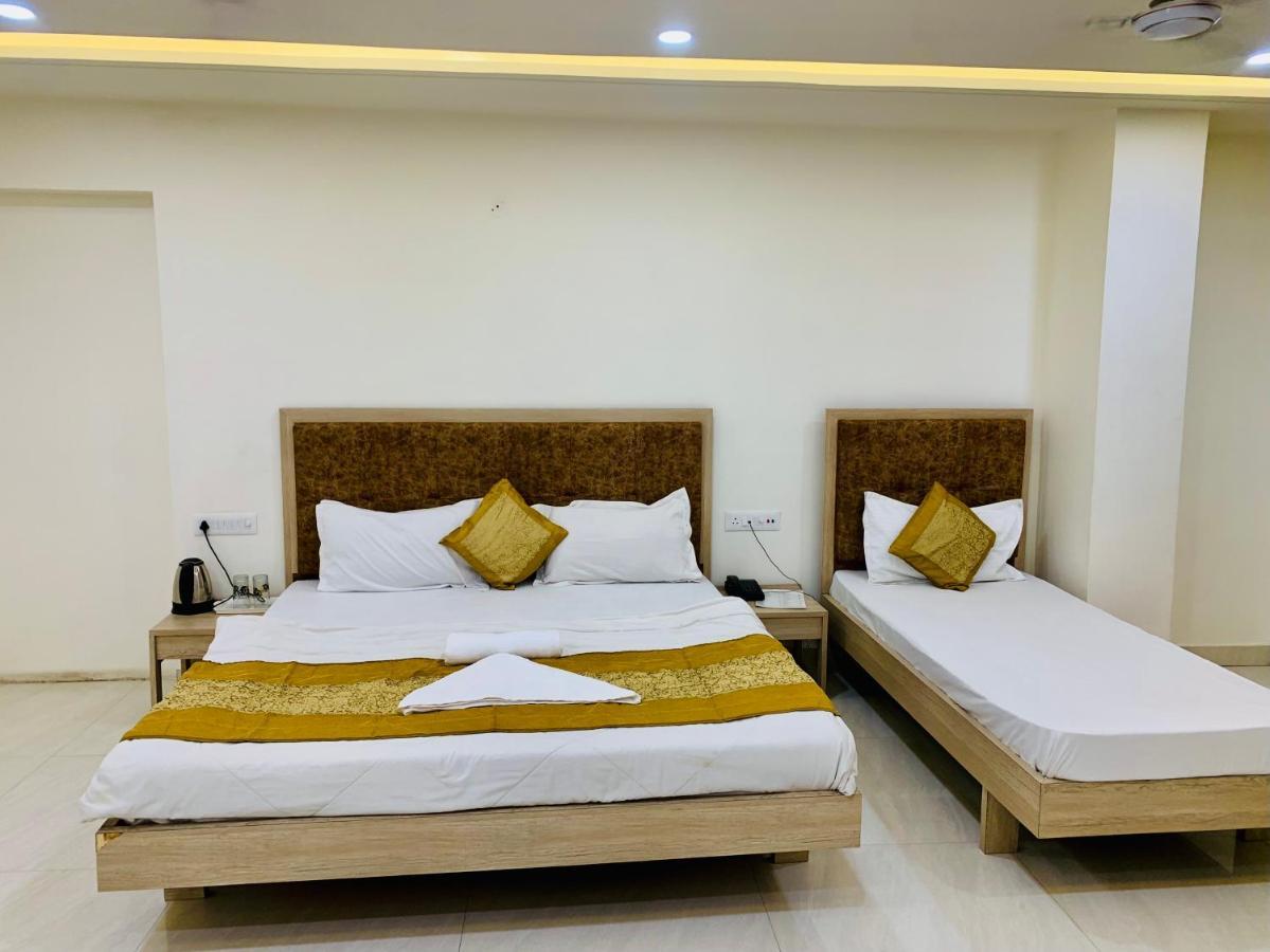 Hotel Gr Residency Amritsar Bagian luar foto