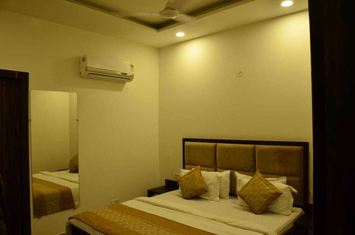 Hotel Gr Residency Amritsar Bagian luar foto