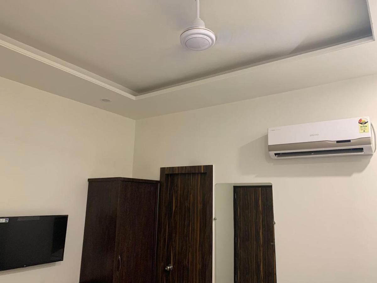 Hotel Gr Residency Amritsar Bagian luar foto